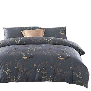 Queen size 3 piece comforter set